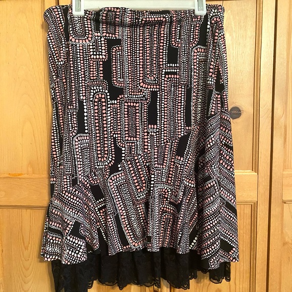 Rampage Black Pink White Polka Dot/ Geometric Print Lace Trim Skirt Sz S - Picture 6 of 10